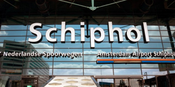 Delay at Schiphol Airport due to false hijacking alarm at Air Europa